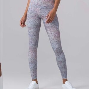 Lululemon Wunder Under Hi-Rise 7/8 Tight leggings in Summer Haze Sz 4